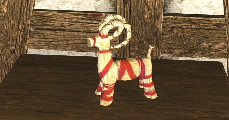 File:Straw yule goat figurine.png